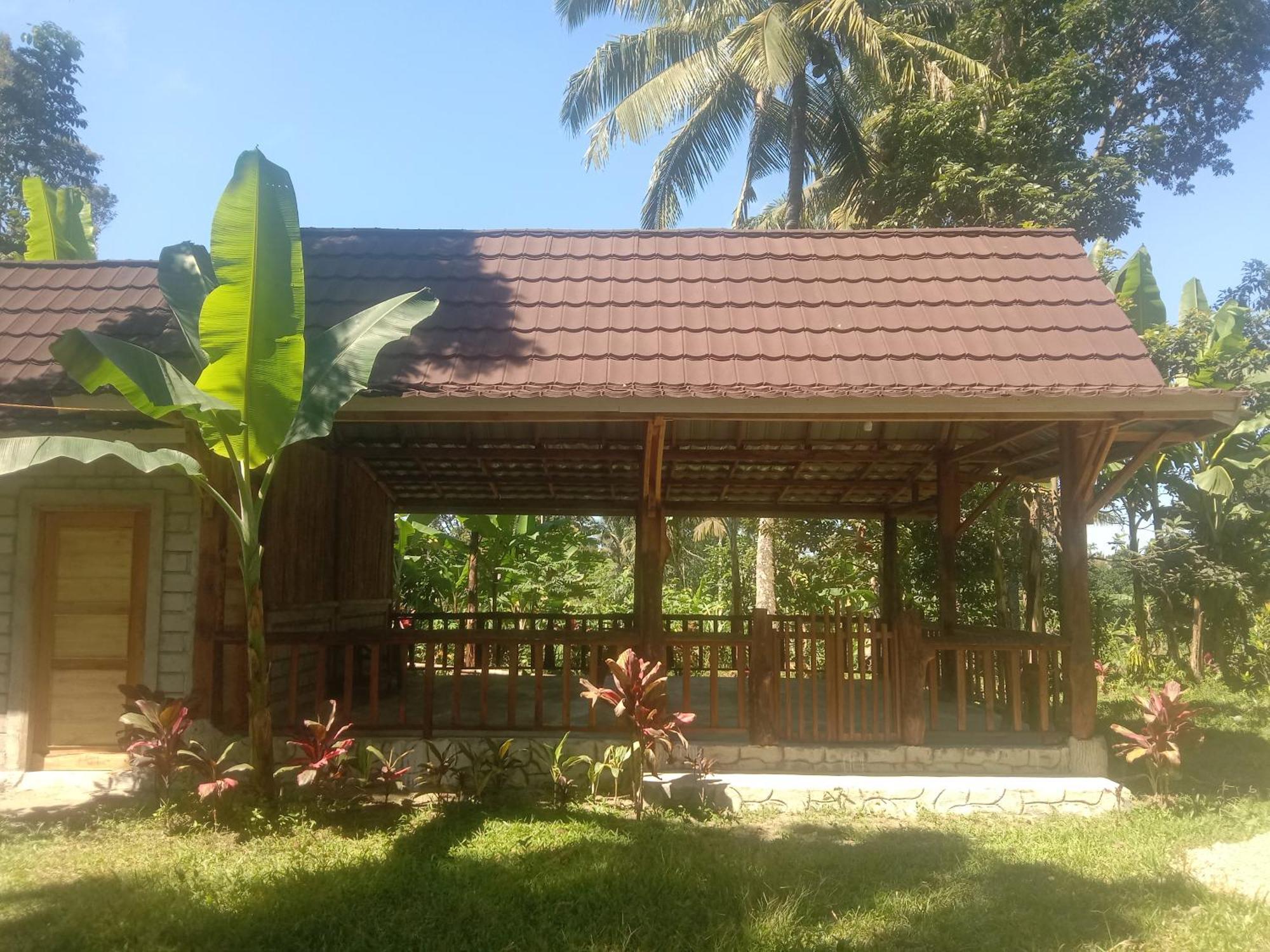 Banana Bungalows テテバトゥ エクステリア 写真