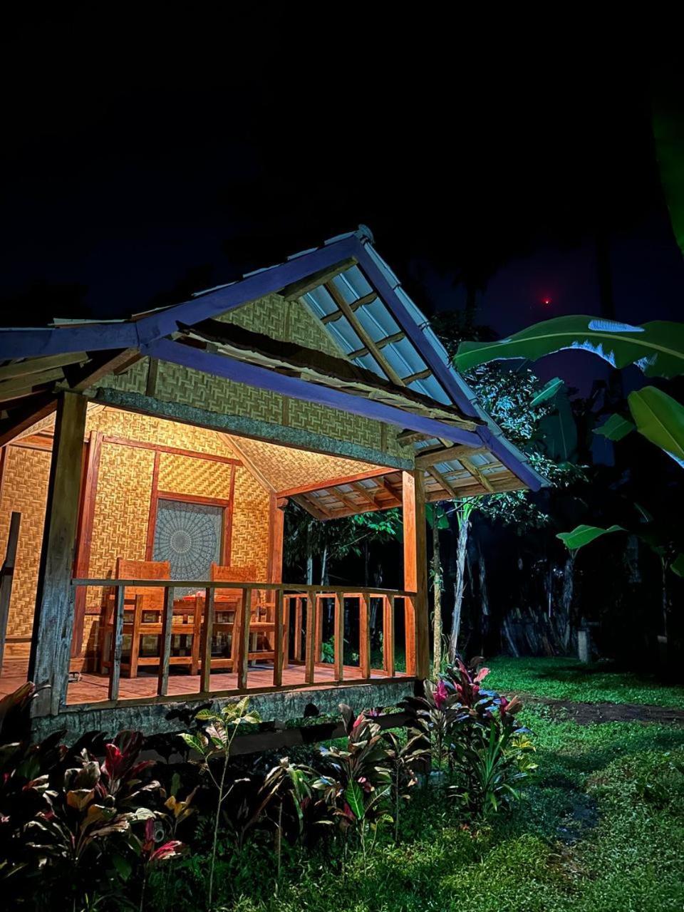 Banana Bungalows テテバトゥ 部屋 写真